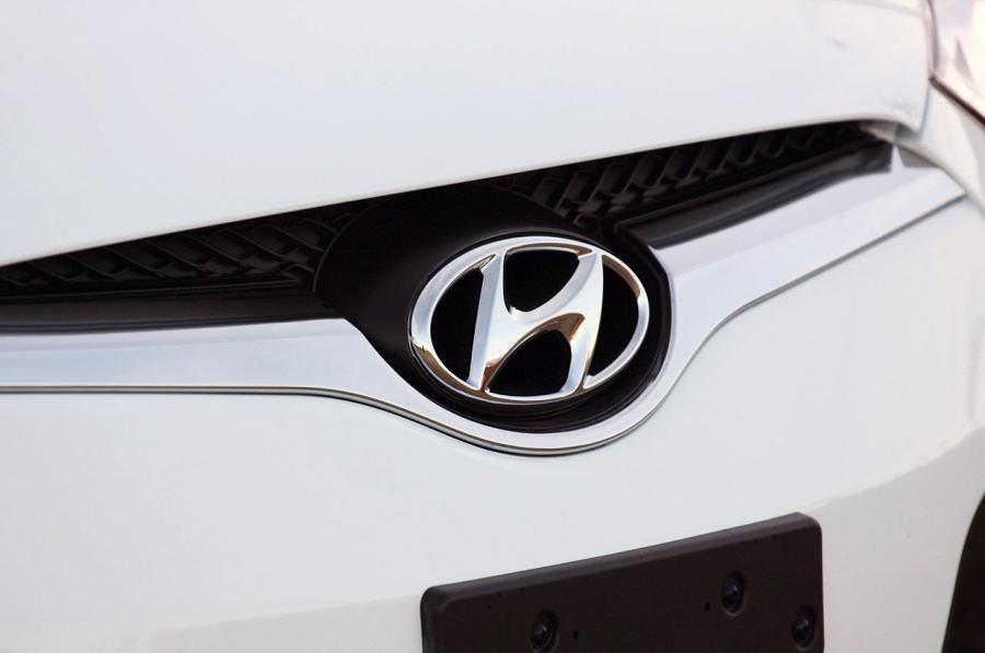  Hyundai Veloster 2011 года  (фото 141 из 184)